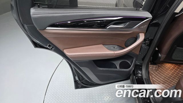 BMW X3 2018 — photo 15