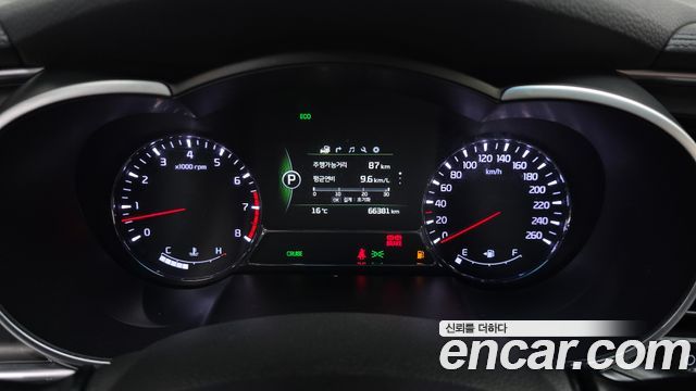 Kia K5 2015 — photo 11
