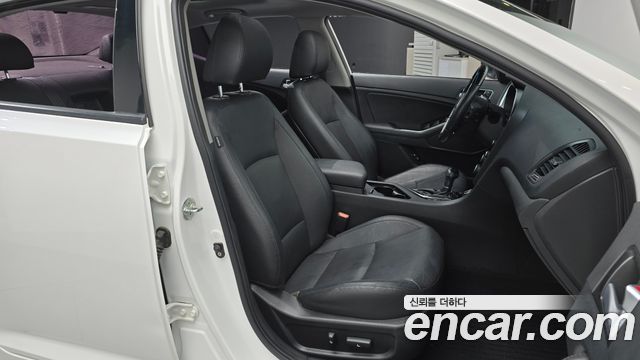 Kia K5 2015 — photo 16