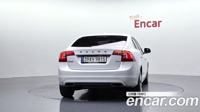 Volvo S60 2017 — photo 4