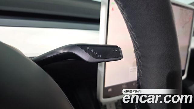 Tesla Model Y 2024 — photo 12