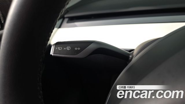 Tesla Model Y 2024 — photo 27