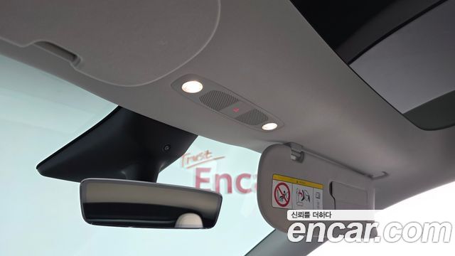 Tesla Model Y 2024 — photo 31