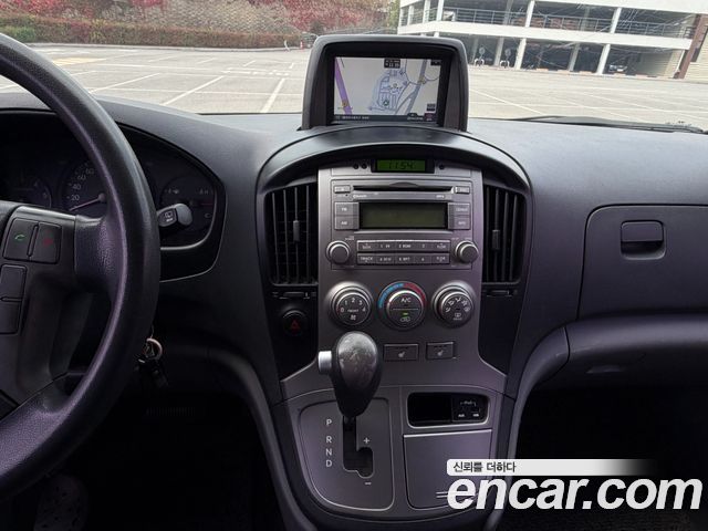 Hyundai Starex 2014 — photo 11