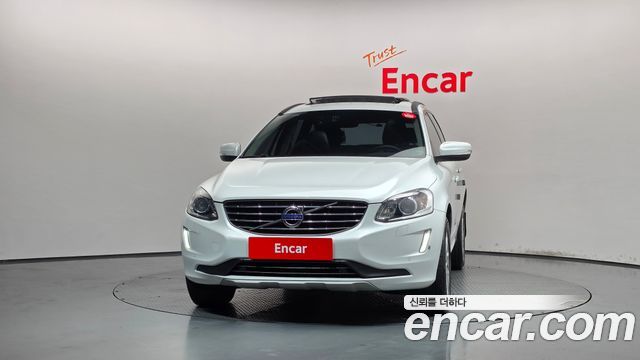 Volvo XC60 2017 — photo 3