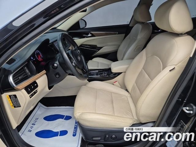 Kia K7 2016 — photo 10