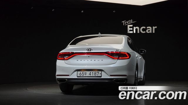 Hyundai Grandeur 2018 — photo 4