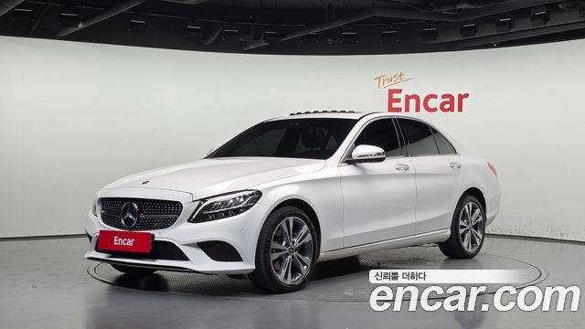 Mercedes-Benz C-Class 2019 — photo 1