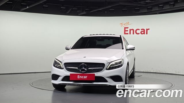 Mercedes-Benz C-Class 2019 — photo 3