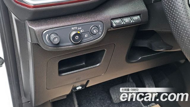 Chevrolet Korea Trailblazer 2022 — photo 12
