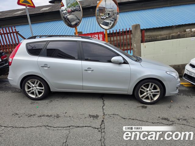 Hyundai i30 2009 — photo 3