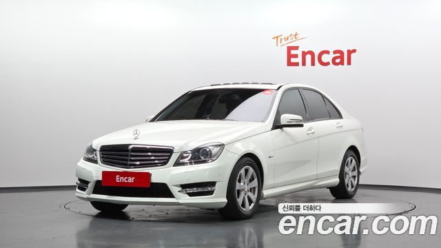 Mercedes-Benz C-Class 2012 — photo 1