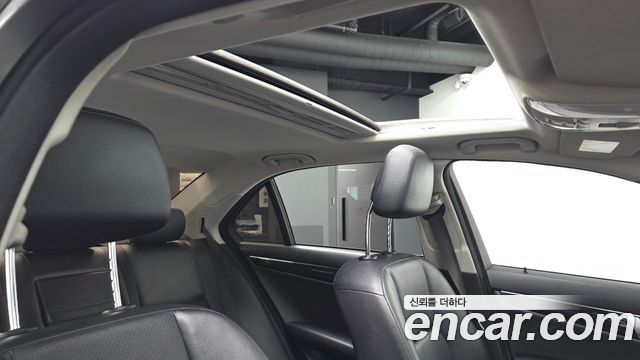 Mercedes-Benz C-Class 2012 — photo 15