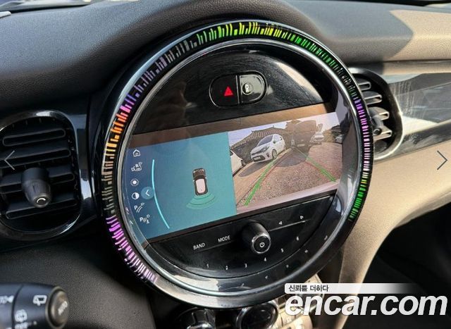 Mini Cooper 2023 — photo 12