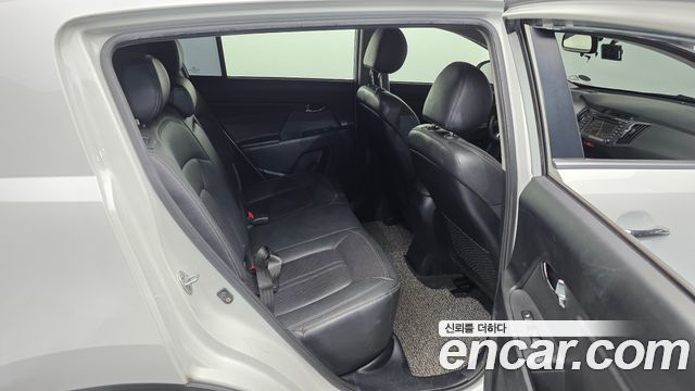 Kia Sportage 2011 — photo 12