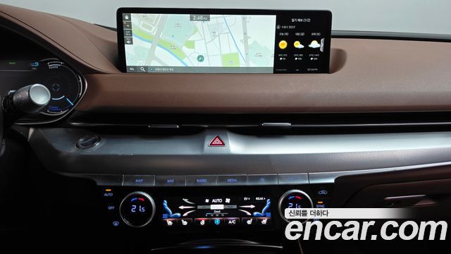 Genesis G80 2022 — photo 18