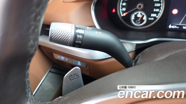 Genesis G80 2022 — photo 30