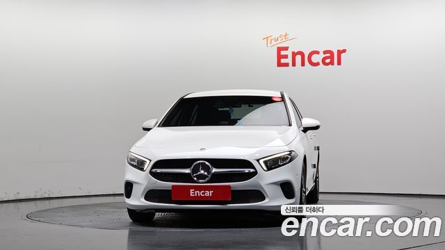 Mercedes-Benz A-Class 2021 — photo 3