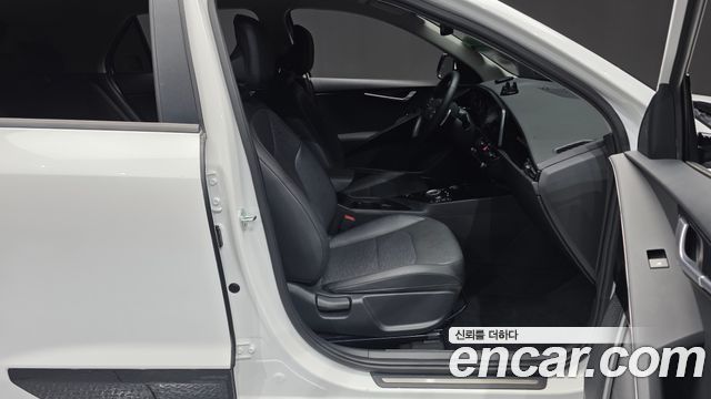 Kia Niro 2022 — photo 11