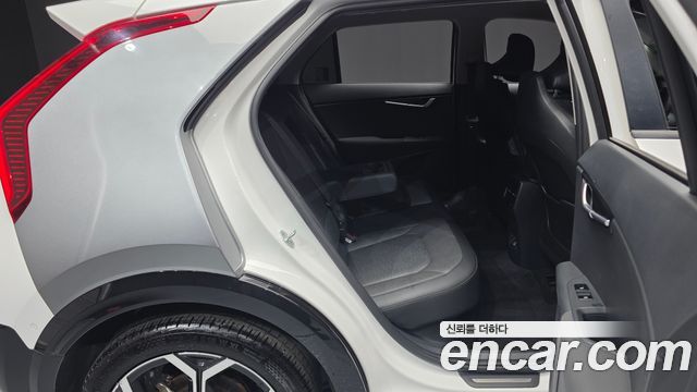 Kia Niro 2022 — photo 12