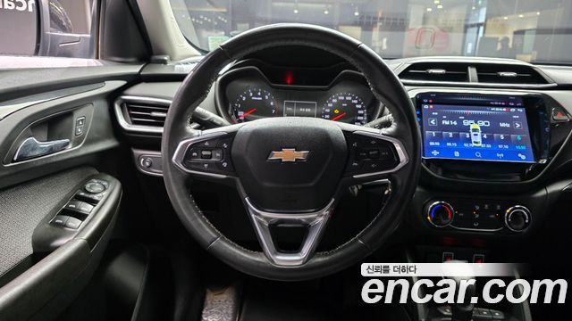 Chevrolet Korea Trailblazer 2022 — photo 20