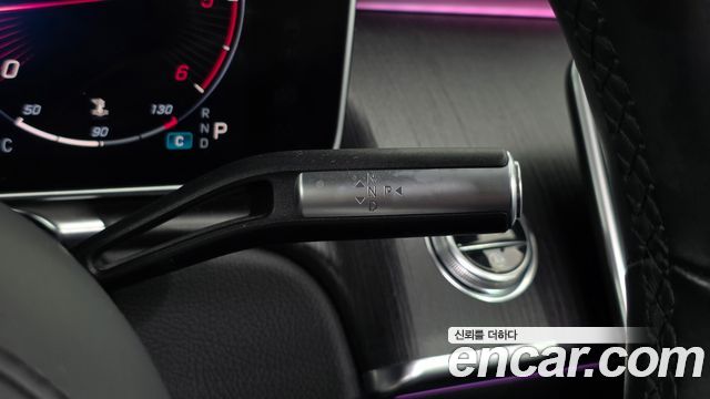Mercedes-Benz S-Class 2021 — photo 12