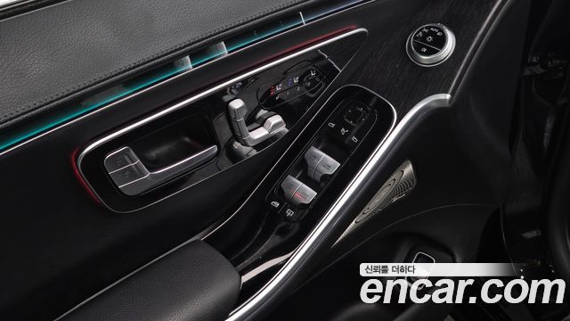 Mercedes-Benz S-Class 2021 — photo 22