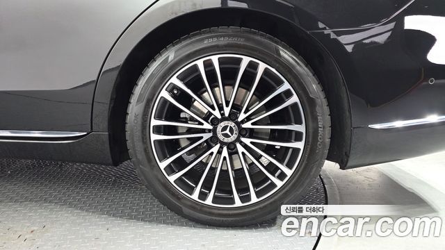 Mercedes-Benz S-Class 2021 — photo 7