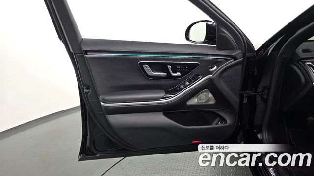 Mercedes-Benz S-Class 2021 — photo 14