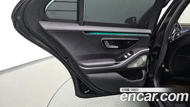 Mercedes-Benz S-Class 2021 — photo 15