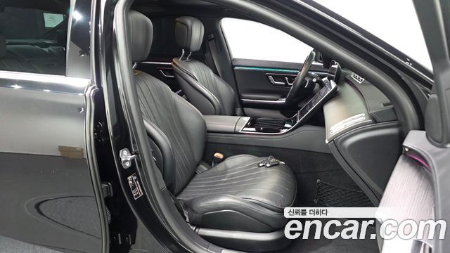 Mercedes-Benz S-Class 2021 — photo 16