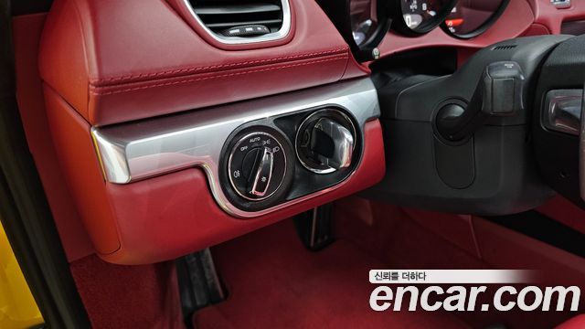Porsche 718 2018 — photo 21