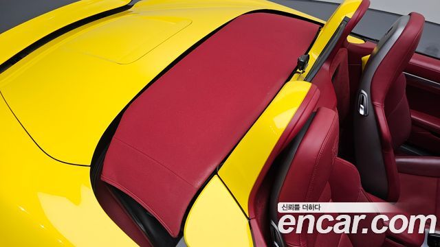 Porsche 718 2018 — photo 29
