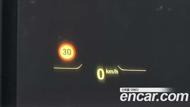 BMW 1-Series 2024 — photo 29