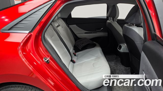 Hyundai AVANTE 2021 — photo 17
