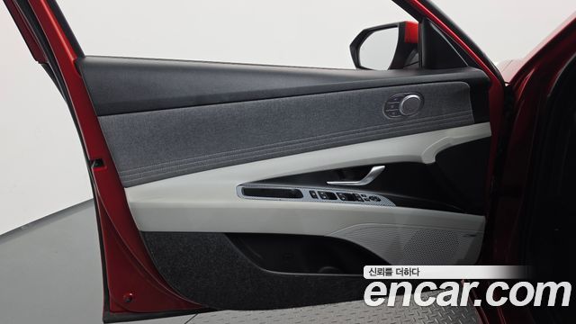 Hyundai AVANTE 2021 — photo 14