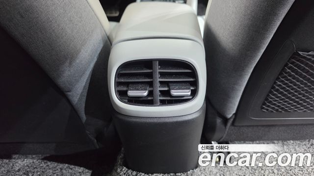 Hyundai AVANTE 2021 — photo 37