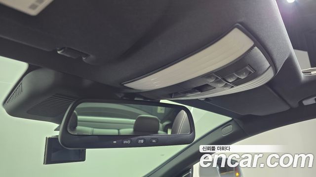 Mercedes-Benz CLS-Class 2015 — photo 19