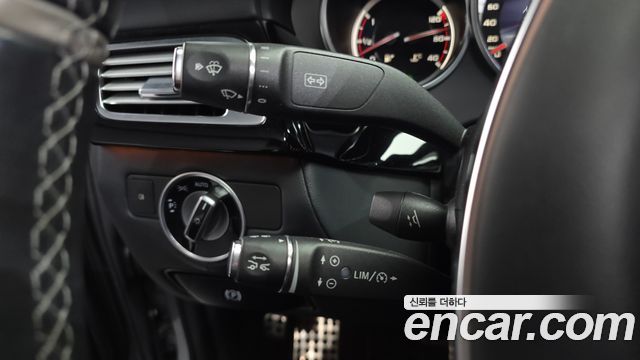 Mercedes-Benz CLS-Class 2015 — photo 20