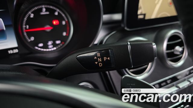 Mercedes-Benz C-Class 2017 — photo 9