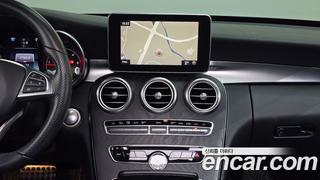 Mercedes-Benz C-Class 2017 — photo 14
