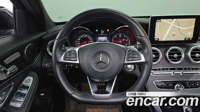 Mercedes-Benz C-Class 2017 — photo 15