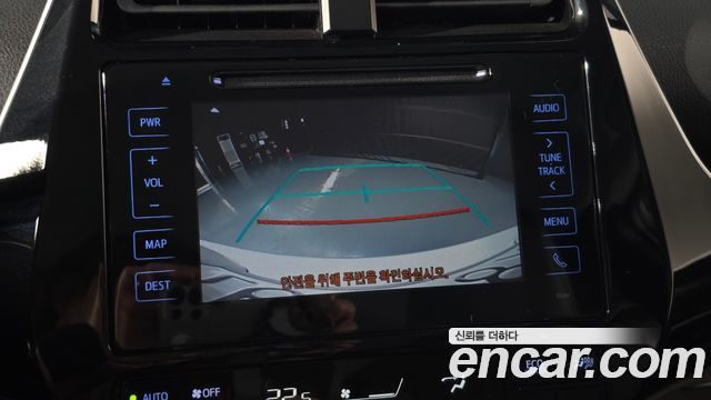 Toyota Prius 2018 — photo 20