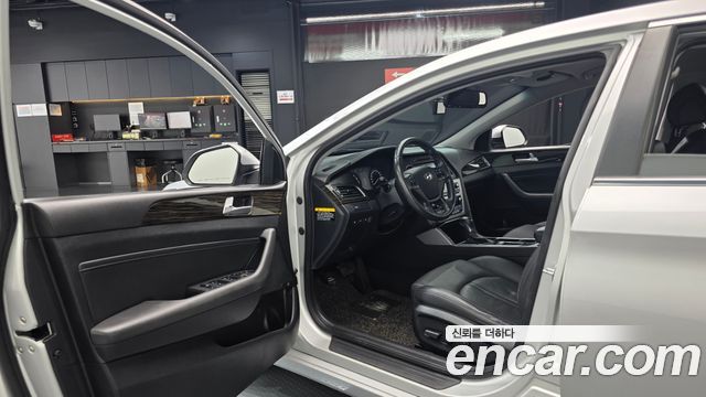 Hyundai Sonata 2017 — photo 10