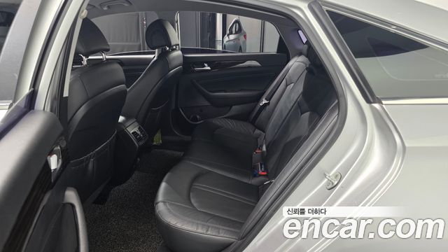 Hyundai Sonata 2017 — photo 12