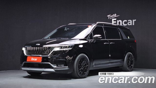 Kia Canival 2021 — photo 1