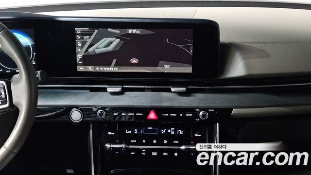 Kia Canival 2021 — photo 20