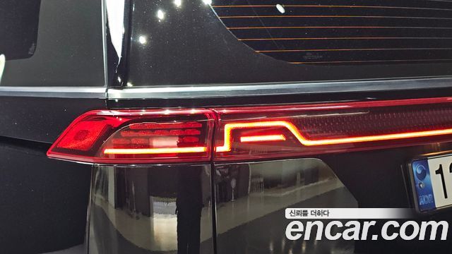 Kia Canival 2021 — photo 9