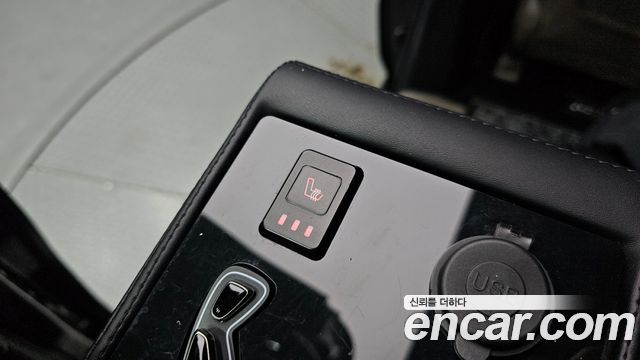 Kia Canival 2021 — photo 27
