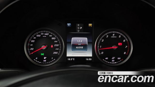 Mercedes-Benz C-Class 2017 — photo 8